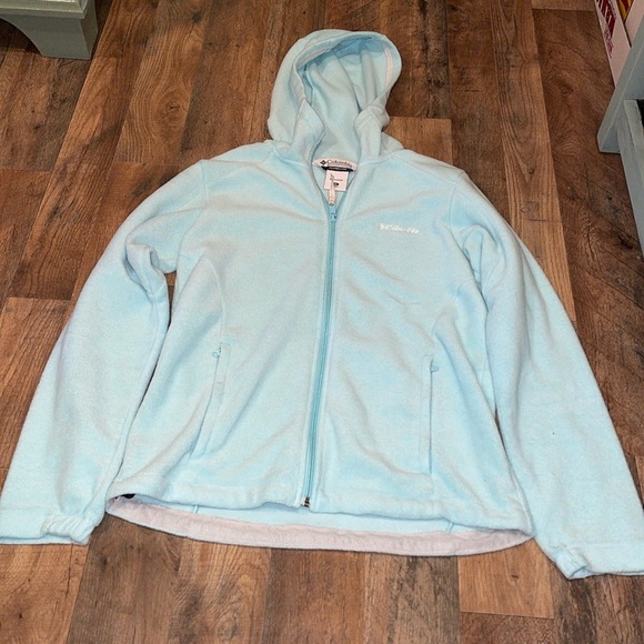 Lot of 2 Columbia Fleece.  Size Medium.  1 zip up hoodie. 1 pull over 1/4 Zip. - Picture 1 of 6